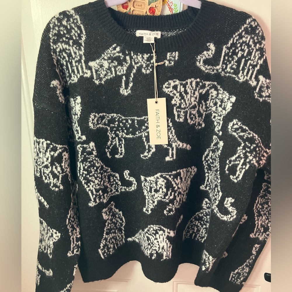 Faith & Zoe Black and White Leopard Print Sweater - Picture 7 of 8